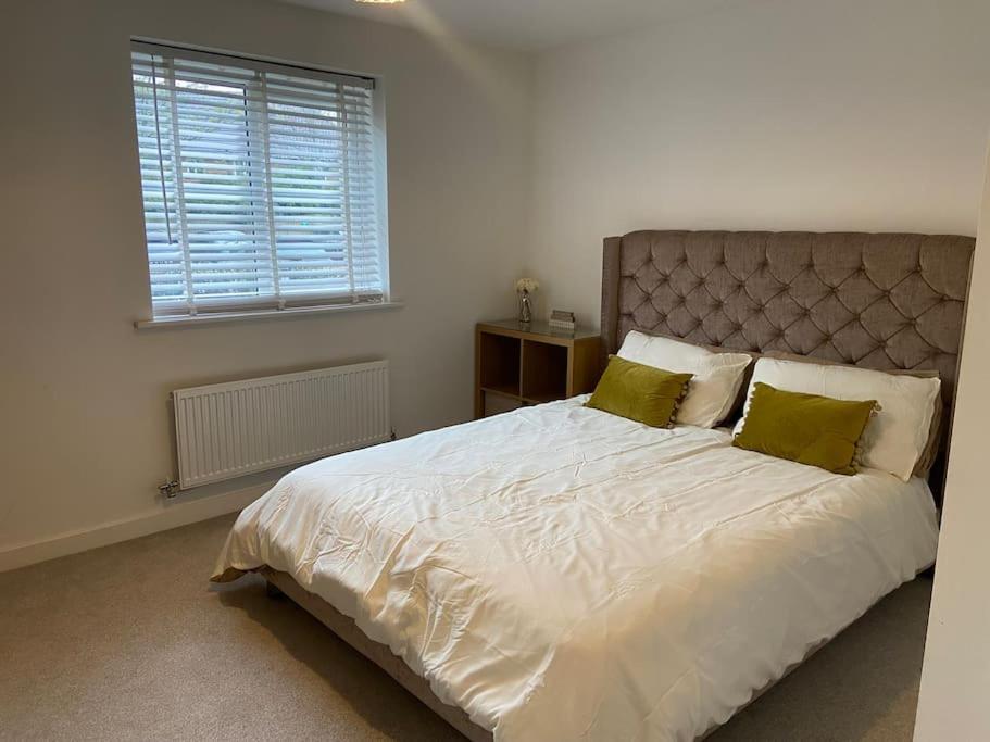 2 Bedroom Private Spacious Apartment In West Midlands Birmingham Eksteriør billede